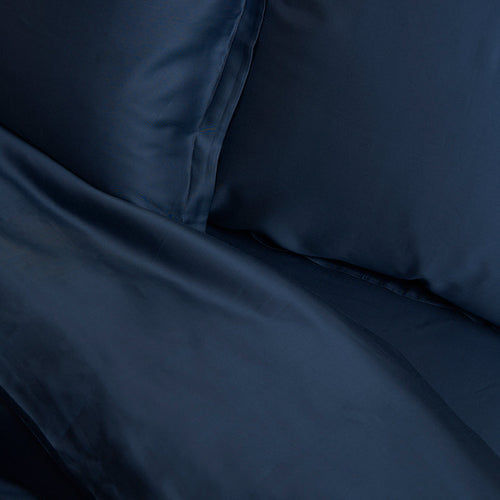 Coco & Cici - Tencel Sateen Hoeslaken 90 x 200 cm - 1 Persoons Beddengoed - Lyocell - Elastiek Rondom - Donker Blauw - Extra Zacht