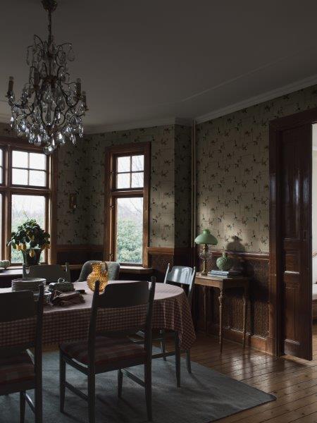 Borastapeter behang vintage bloemen beige, terracotta en groen - 53 cm x 10.05 m - 660012 - vtwonen shop