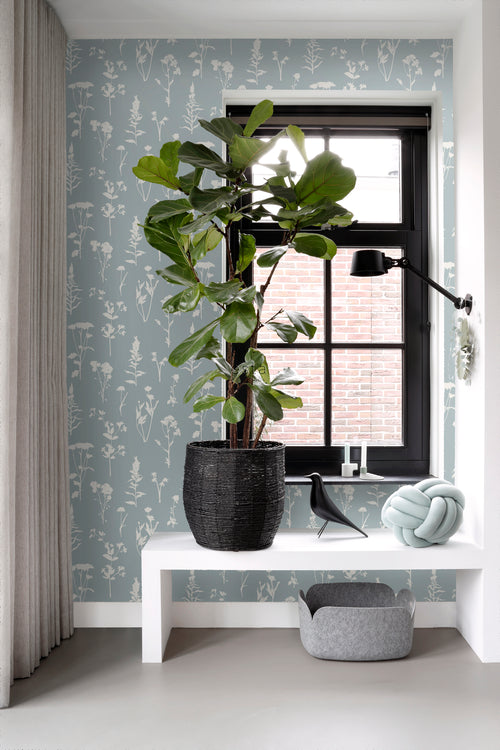 ESTAhome behang veldbloemen lichtblauw - 53 cm x 10.05 m - 139394