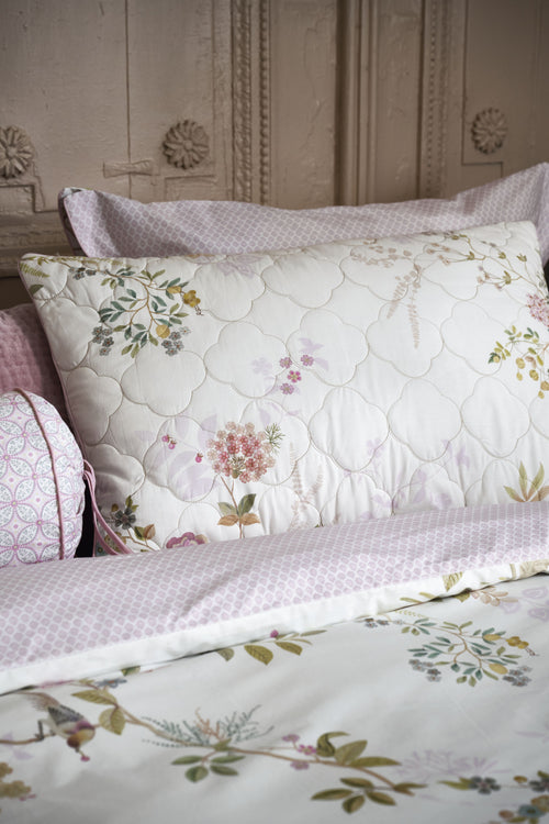 Pip Studio  Bustani Quilted Cushion - 45 x 70 cm - Wit - vtwonen shop