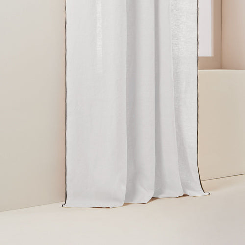 Madura Gordijn Carlina puur witte en zwarte hommel 350x280 cm