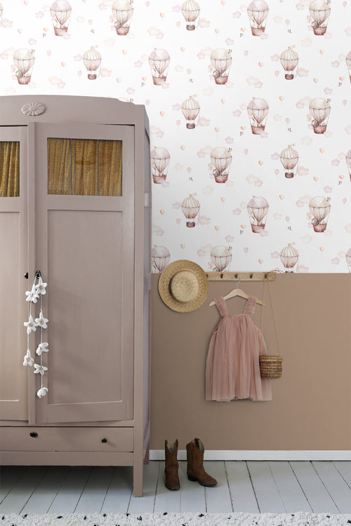 ESTAhome behang luchtballonnen licht roze en beige - 50 x 900 cm - 131091