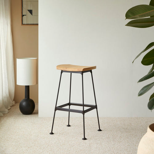 Tikamoon Hoge kruk van massief essenhout en zwart metaal - Zwart