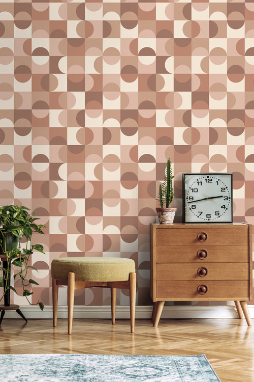 ESTAhome behang cirkels in Bauhaus stijl beige, bruin en licht roze - 50 x 900 cm - 131242 - vtwonen shop