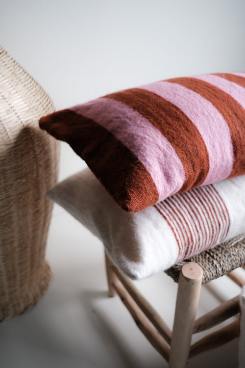 Household Hardware - kussen - Zacht roze - Bruin - vtwonen shop