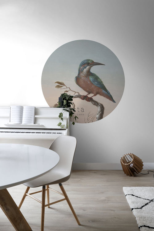 ESTAhome zelfklevende behangcirkel ijsvogel op tak avondrood - Ø 140 cm - 159017 - vtwonen shop