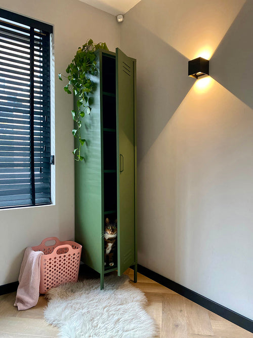 MaximaVida metalen kleding lockerkast Finn olijfgroen 45 x 35 x 185 cm - smal - vtwonen shop