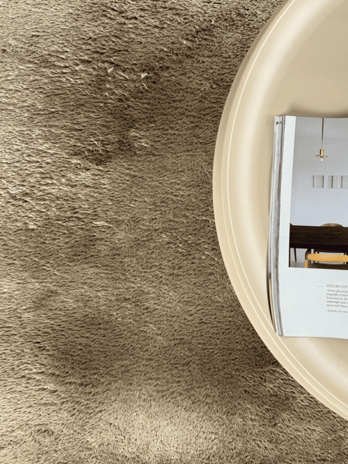 Organisch hoogpolig vloerkleed Odelia bruin/taupe - Interieur05 - 150 x 80 cm - vtwonen shop