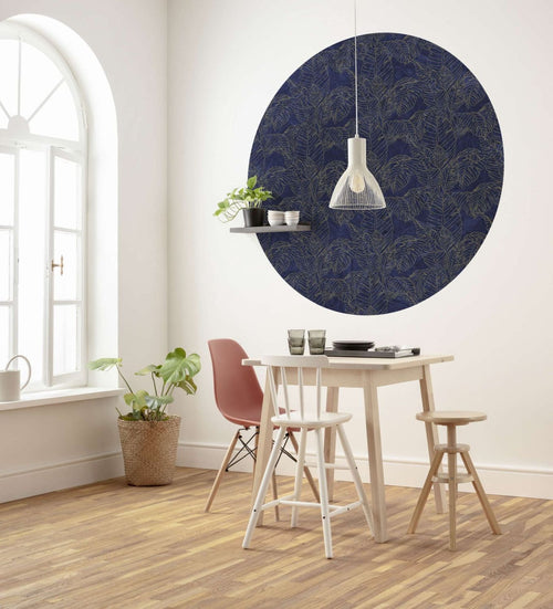 Sanders & Sanders zelfklevende behangcirkel bladeren donkerblauw en goud - Ø 125 cm - 611788 - vtwonen shop