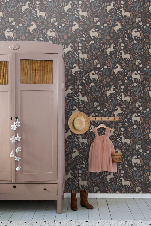 ESTAhome behang unicorns donkerblauw en bruin - 50 x 900 cm - 131462 - vtwonen shop