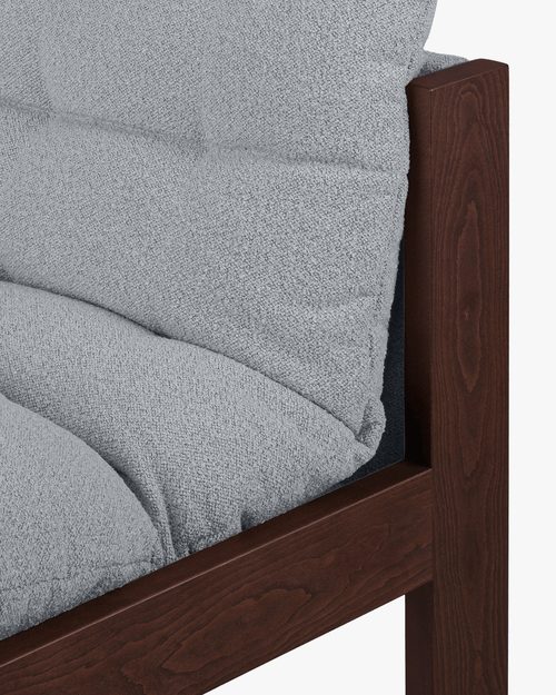 noo.ma Huno loungestoel - bouclé bekleding, houten frame, soft zitcomfort