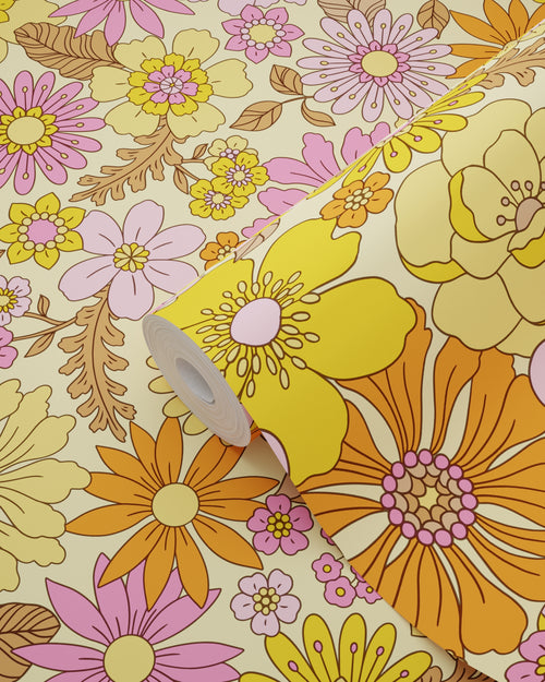 ESTAhome behang retro bloemen geel, roze en oranje - 50 x 900 cm - 131811