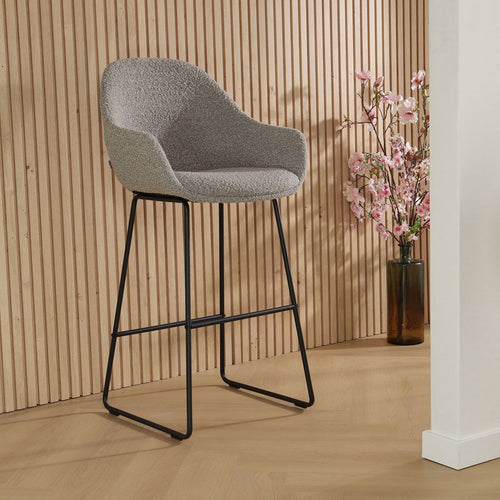 Nolon Nino-Mae Barkruk Bouclé Taupe - met Armleuning - Zwart - 65 cm - vtwonen shop