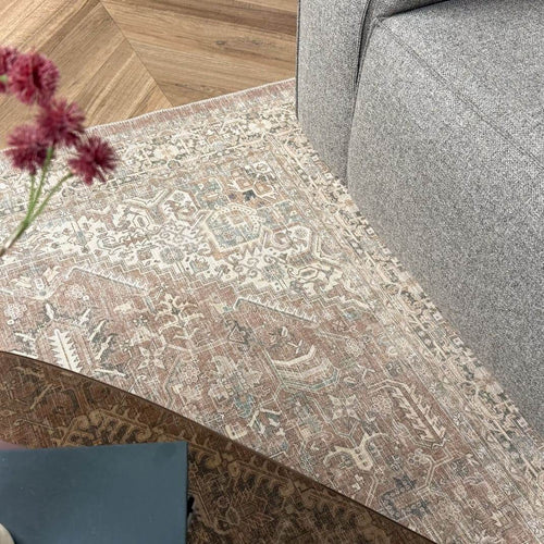Interieur05 Vintage vloerkleed Ethel Bruin - 230 x 160 cm