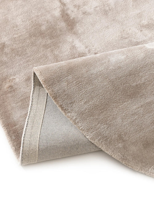 benuta viskose vloerkleed Nela - taupe - 150x230 cm