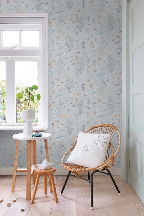 ESTAhome behang onderwaterwereld vergrijsd blauw - 50 x 900 cm - 130929 - vtwonen shop