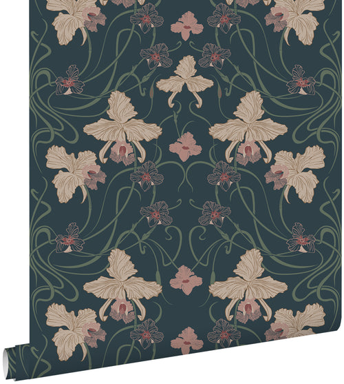 ESTAhome behang vintage bloemen in art nouveau stijl donkerblauw, beige en vergrijsd groen - 50 x 900 cm - 139669 - vtwonen shop