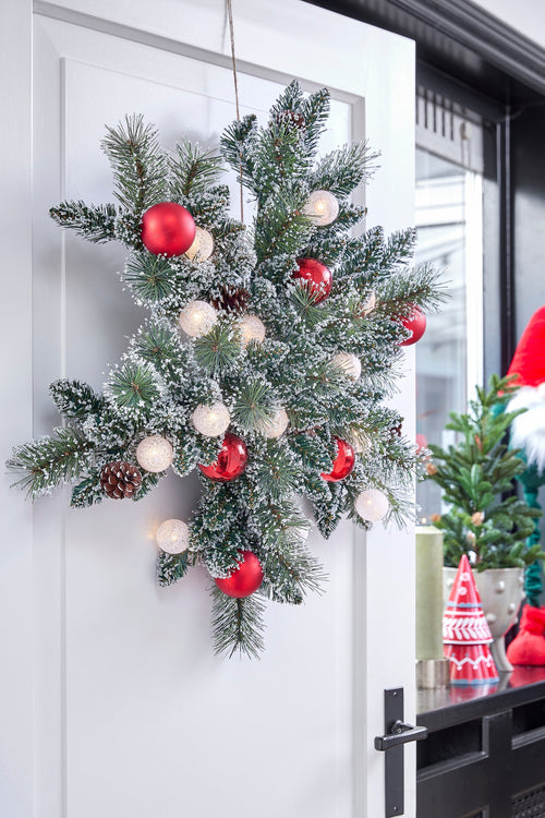 Black Box Trees Kaprun Kerstkrans Ster met LED Verlichting - Kerst Krans Ø90 cm met Kerstversiering en Dennenappels - Groen Frosted, Rood