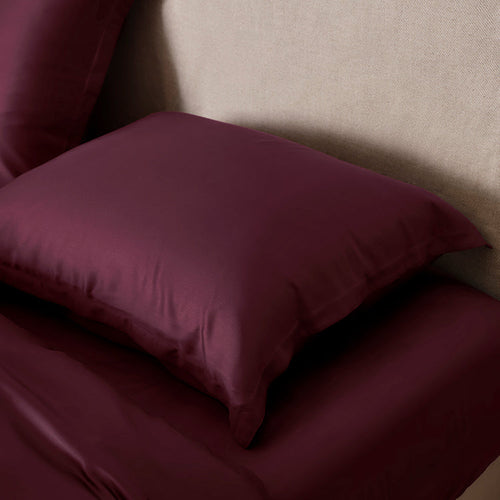 Coco & Cici - Eco Bamboe Sateen Dekbedovertrek Bordeaux - 260x220 + 2 kussenslopen 60x70