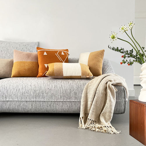 Malagoon kussen Festivity - geel, oker, offwhite - 45x45cm 100% wol