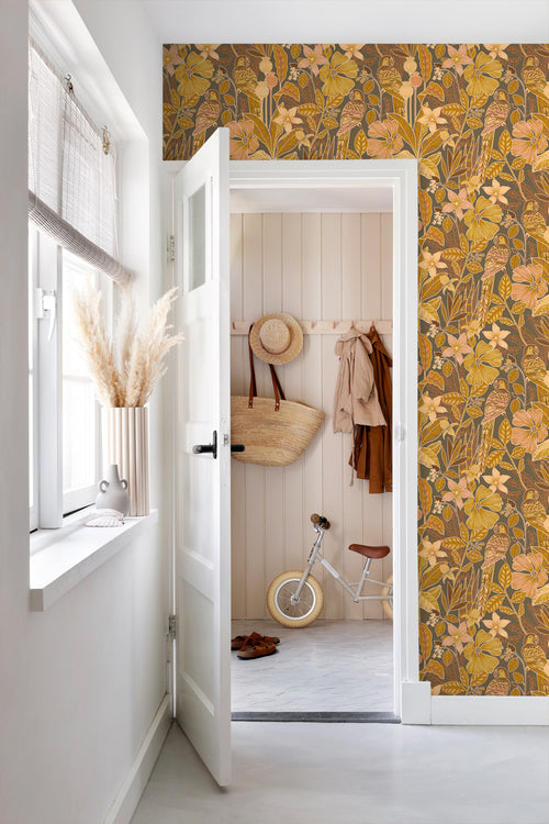ESTAhome behang tropische bloemen en paradijsvogels terracotta bruin - 50 x 900 cm - 131159