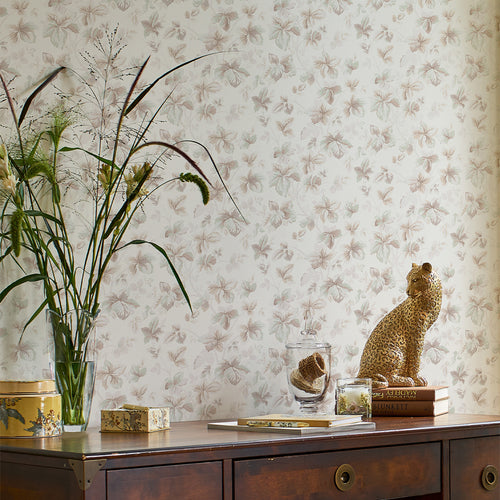 Laura Ashley Autumn Leaves Behang - Bloemen - 10mx52cm - Beige