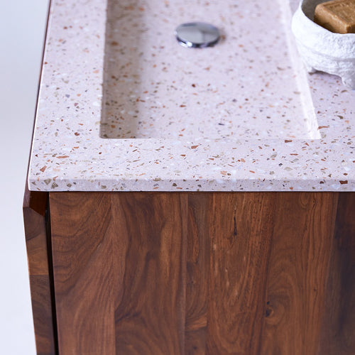 Tikamoon Badkamermeubel van massief palissander en roze premium terrazzo 120 - Roze
