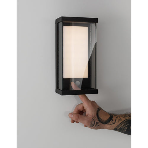 Merano Brandon Buiten Bewegingssensor Wandlamp Antraciet Aluminium Glas, LED 1.5W 152Lm 3000K IP65 Solar / Geschakeld