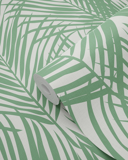 ESTAhome behang palmbladeren jade groen - 53 cm x 10.05 m - 139007 - vtwonen shop