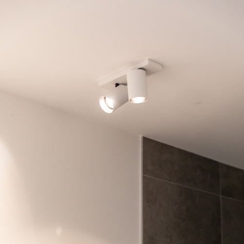 Atmooz plafondlamp Nuo 2 - wit-zwart binnenin - 28 x 13 x H 12 cm - GU10