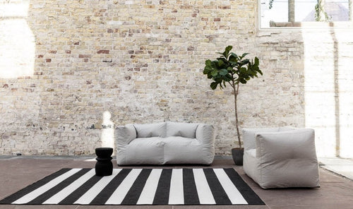 Eva Interior Buitenkleed Stripes zwart/wit dubbelzijdig - 160 x 230 cm - vtwonen shop