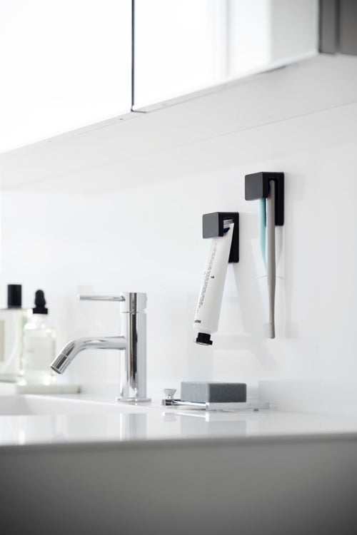 Yamazaki Zelfklevende Tandenborstelhouder (set van 2) -Tower - Zwart - vtwonen shop