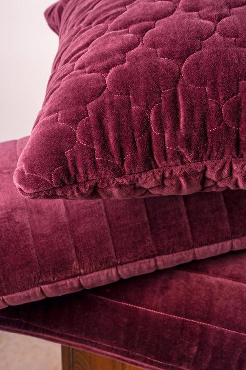 vtwonen Sierkussen Quilted - Burgundy - 45x45cm - vtwonen shop