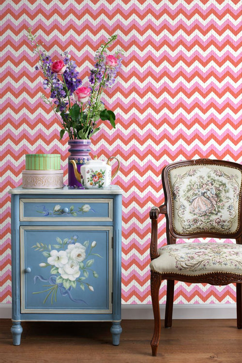 ESTAhome behang zigzag motief koraalrood en roze - 53 cm x 10.05 m - 138135
