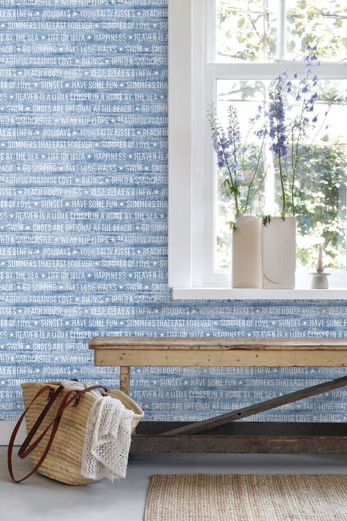 ESTAhome behang zomerse quotes blauw - 53 cm x 10.05 m - 148643