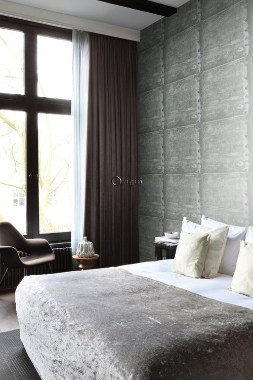 Origin Wallcoverings behang grote verweerde roestige metalen platen met klinknagels licht lagunegroen - 53 cm x 10,05 m - 337228 - vtwonen shop