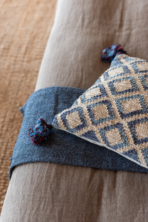 J-Line kussen Vierkant Ruitpatroon - jute/katoen - naturel/blauw - vtwonen shop