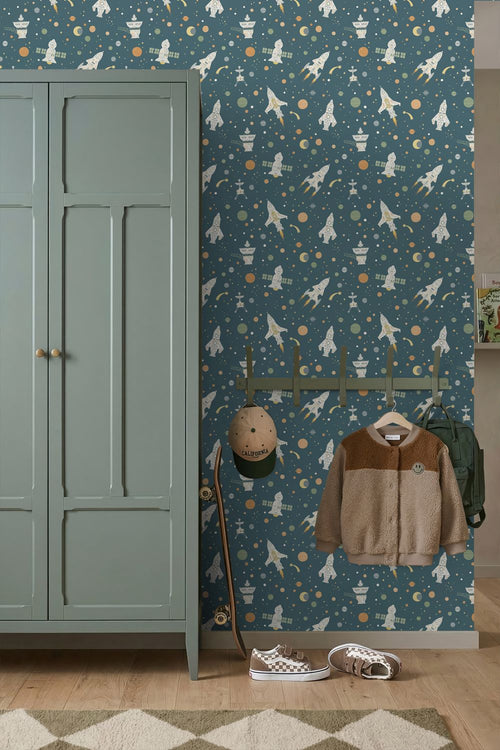 ESTAhome behang planeten in de ruimte blauw, groen en bruin - 50 x 900 cm - 132070