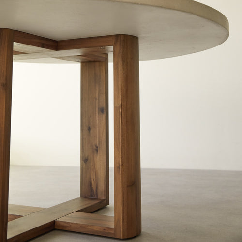 Tikamoon Ronde tuintafel van massief acaciahout en ecrukleurig cement 4/6 pers. - Beige