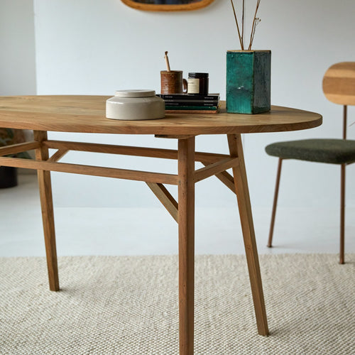 Tikamoon Ovaal bureau van gerecycled massief teckhout - Naturel