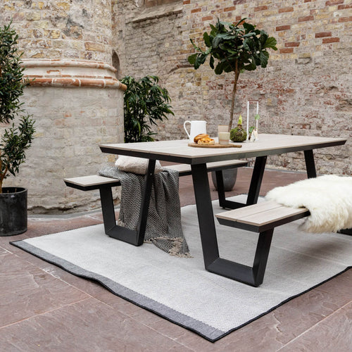 Buitenkleed Border - Zwart/grijs/wit - dubbelzijdig - EVA Interior - 240 x 340 cm - vtwonen shop