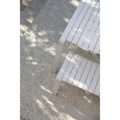 Zuiver Vondel Tuinbank 175x45 cm Clay Wit - vtwonen shop