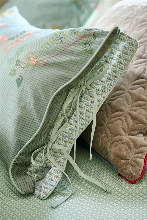 Pip Studio decoratiekussen Kili Flower - 35x60 cm - groen - vtwonen shop