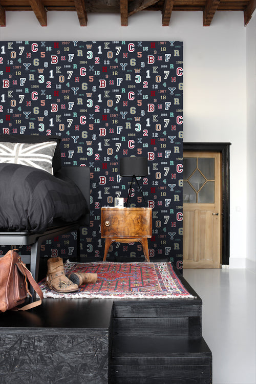 ESTAhome behang cijfers & letters donkerblauw - 53 cm x 10.05 m - 138833