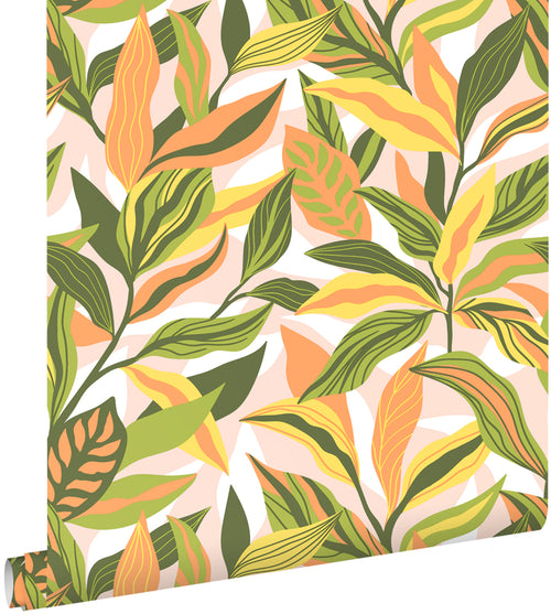 ESTAhome behang tropische bladeren groen, oranje en geel - 50 x 900 cm - 131040