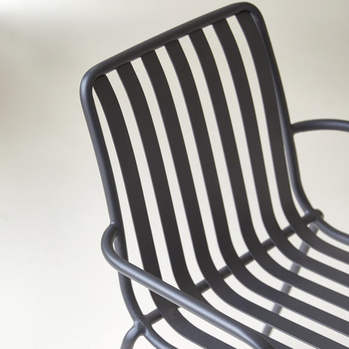 Tikamoon Zwarte metalen fauteuil - Zwart - vtwonen shop