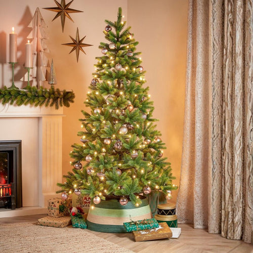 Black Box Trees Nagoya Kerstboom met Verlichting - Kunstkerstboom met Scharnierconstructie en 2230 Takken - Kunstboom Rond en Vol met 280 LED Lampjes