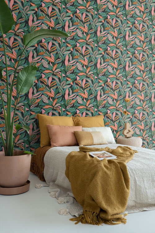ESTAhome behang tropische bladeren turquoise, roze en oranje - 50 x 900 cm - 131046 - vtwonen shop