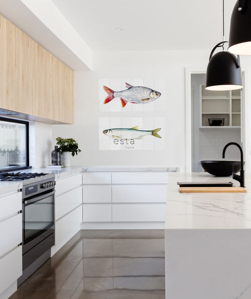 ESTAhome muursticker vis grijs en rood - 97 x 48.5 cm - 159029 - vtwonen shop