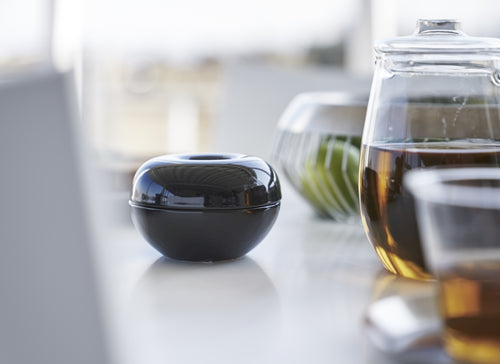 Yamazaki Keramische Luchtverfrisser Houder - Tower - Zwart - vtwonen shop